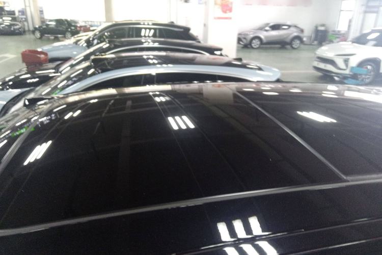 Used Nio ES8 2023 75 kWh Roof