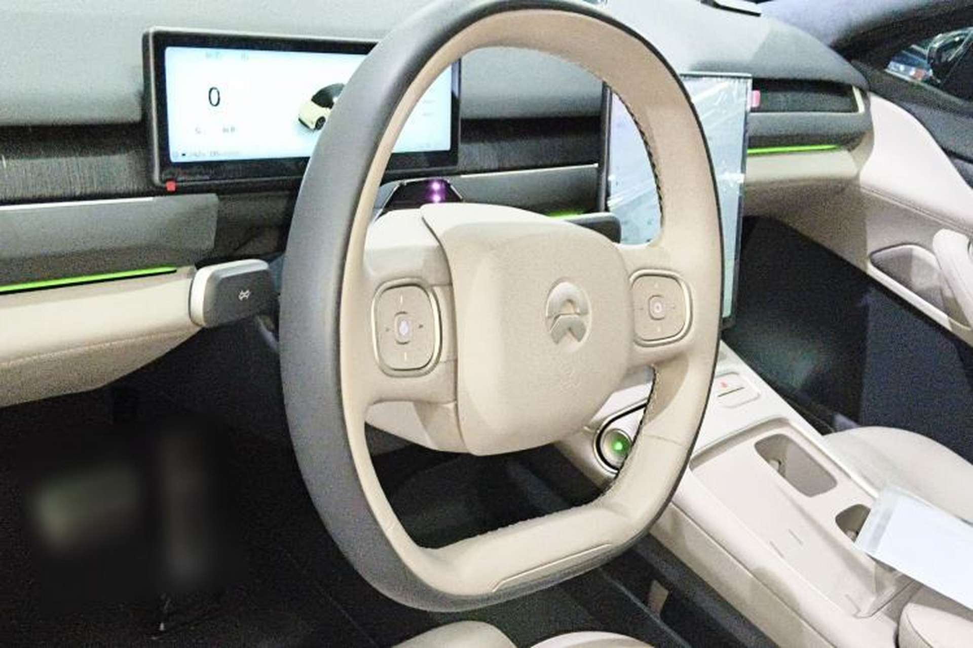 Used Nio ES8 2023 75 kWh Steering Wheel
