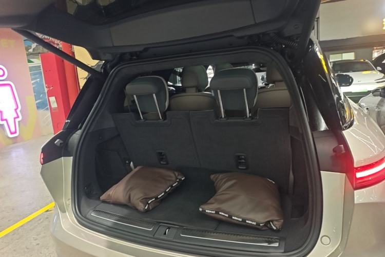 Used Nio ES8 2023 75 kWh Trunk