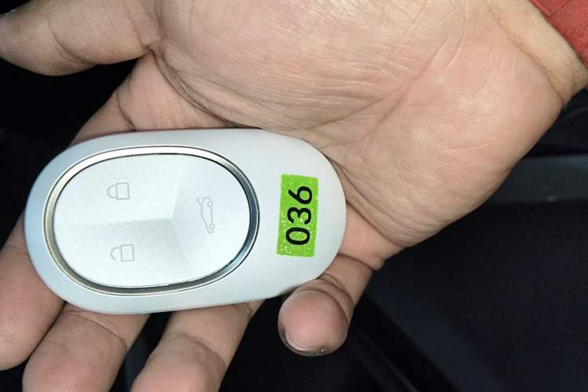 Used Nio ES8 2023 75 kWh Vehicle Key