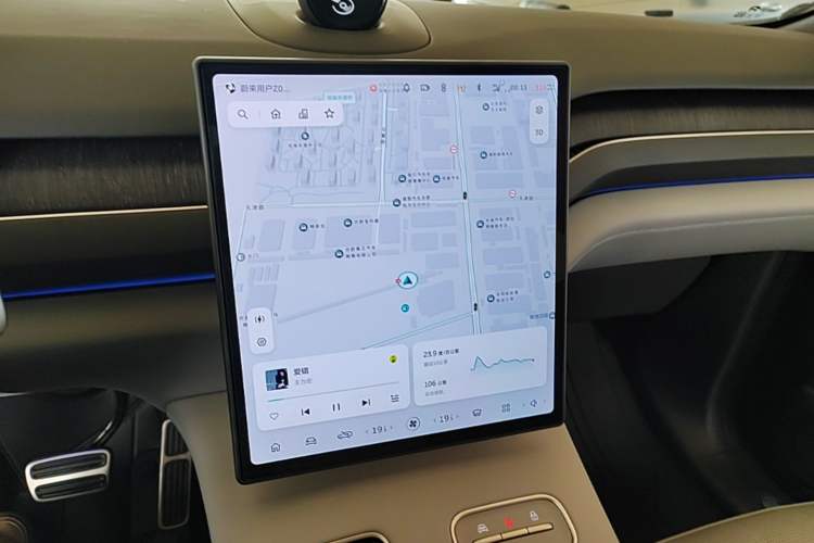 Used Nio ES8 2024 75 kWh Audio And AC Panel