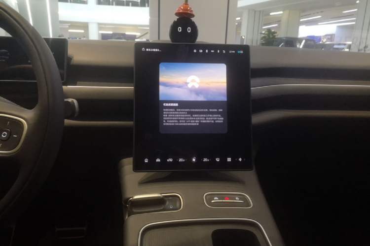 Used Nio ES8 2024 75 kWh Audio And AC Panel
