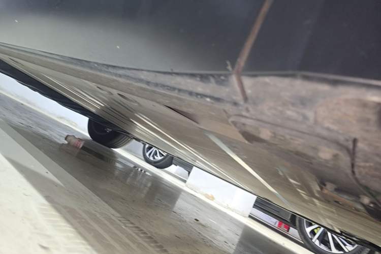 Used Nio ES8 2024 75 kWh Chassis Front Right