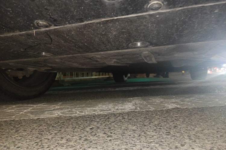 Used Nio ES8 2024 75 kWh Executive Edition Chassis Front
