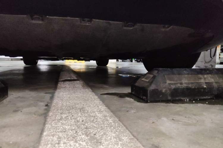 Used Nio ES8 2024 75 kWh Chassis Rear
