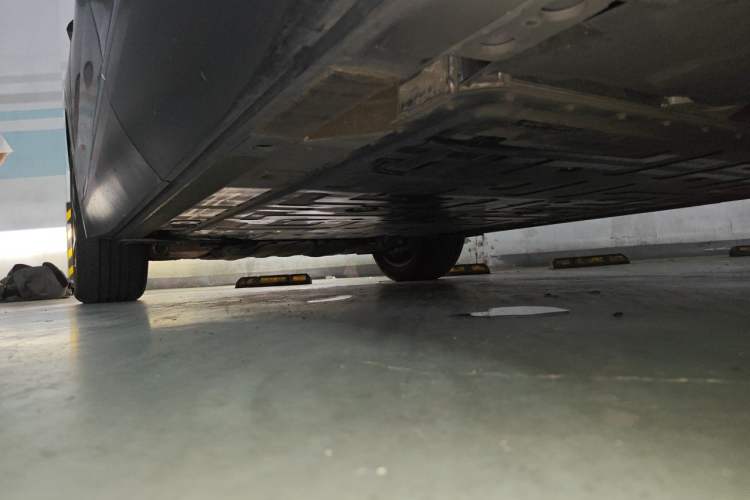 Used Nio ES8 2024 75 kWh Chassis Rear Left