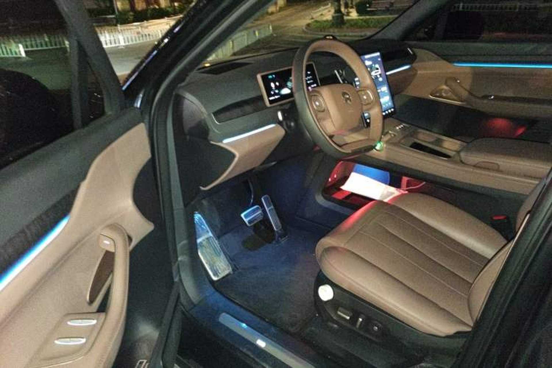 Used Nio ES8 2024 75 kWh Executive Edition Driver Seat