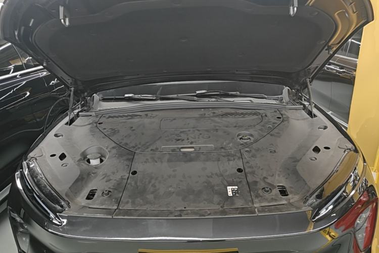 Used Nio ES8 2024 75 kWh Executive Edition Engine Bay