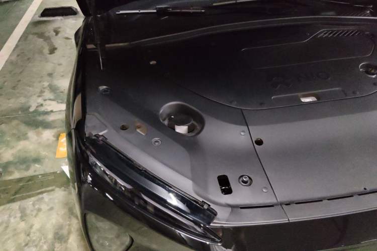 Used Nio ES8 2024 75 kWh Engine Bay Right