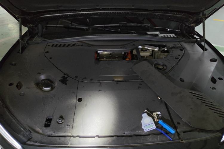 Used Nio ES8 2024 75 kWh Engine Bay