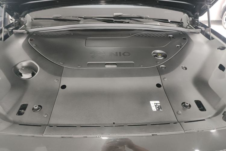 Used Nio ES8 2024 75 kWh Executive Edition Engine Bay