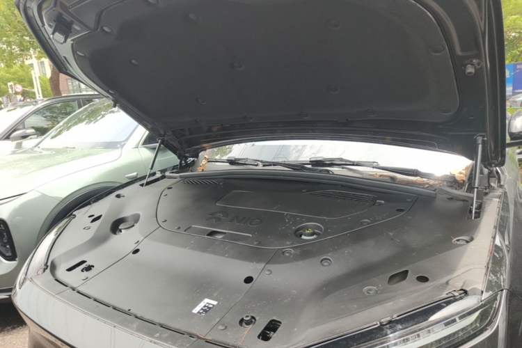 Used Nio ES8 2024 75 kWh Engine Bay