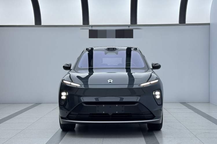 Used Nio ES8 2024 75 kWh Executive Edition Exterior 1