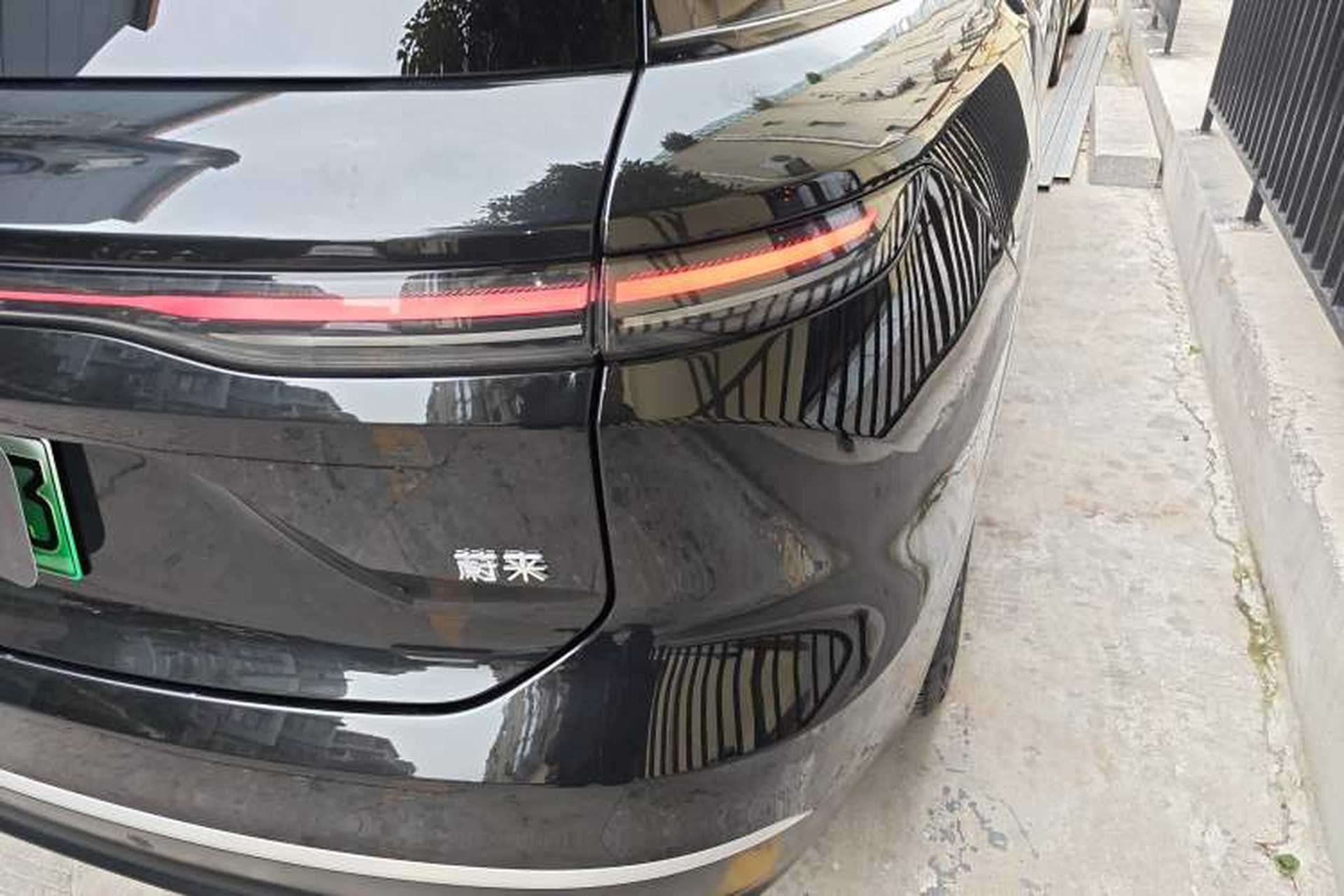 Used Nio ES8 2024 75 kWh Exterior 3
