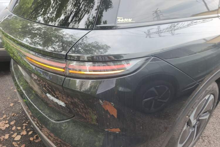 Used Nio ES8 2024 75 kWh Exterior 3