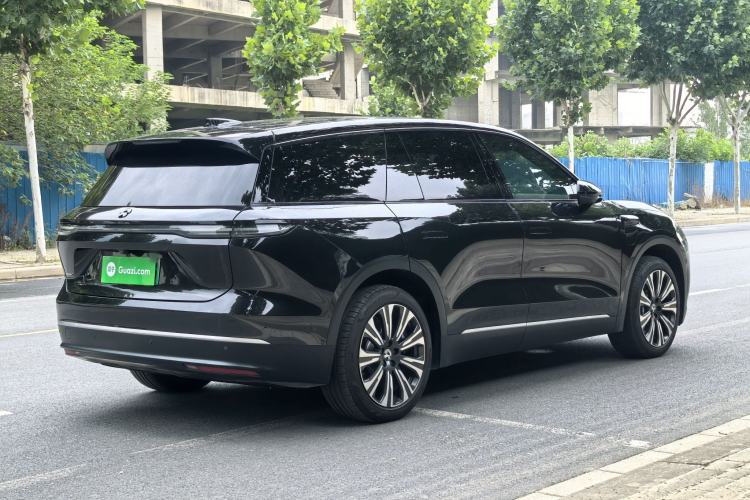 Used Nio ES8 2024 75 kWh Exterior 4