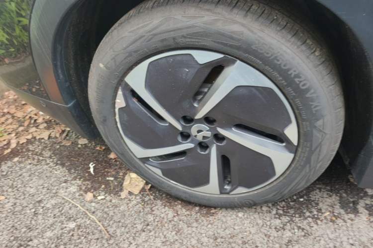 Used Nio ES8 2024 75 kWh Exterior 5