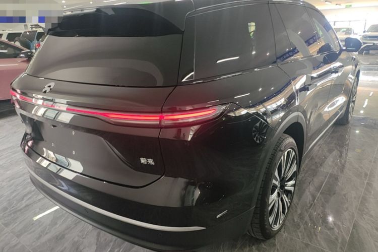 Used Nio ES8 2024 75 kWh Executive Edition Exterior 6