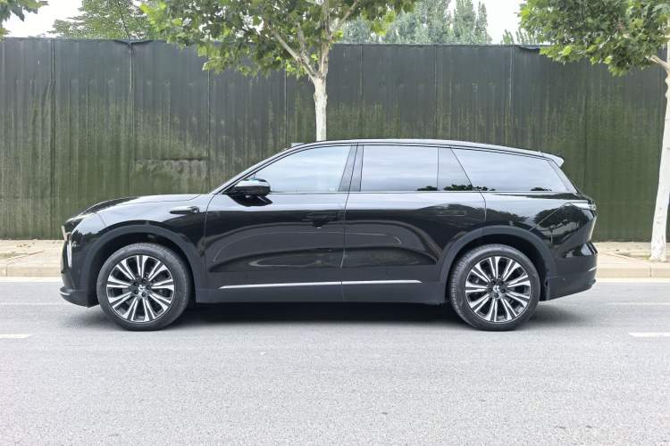 Used Nio ES8 2024 75 kWh Exterior 7