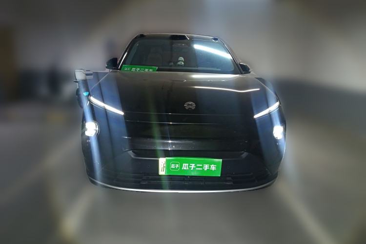 Used Nio ES8 2024 75 kWh Front