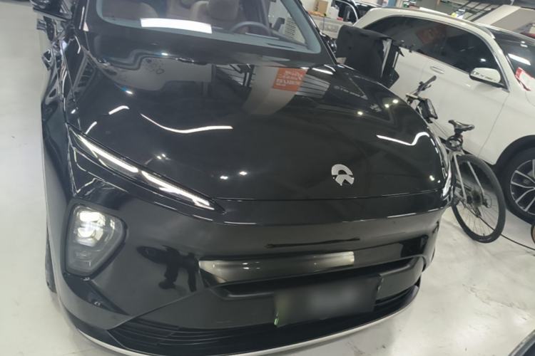 Used Nio ES8 2024 75 kWh Front