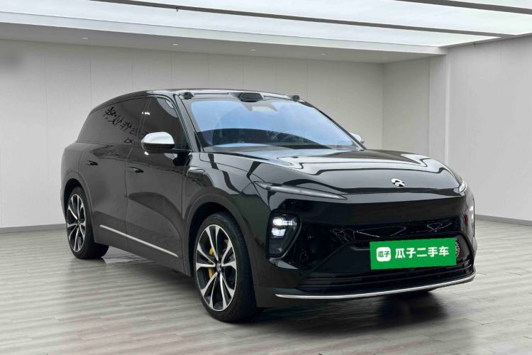 Used Nio ES8 2024 100kWh Signature Edition Front Right 45 Deg