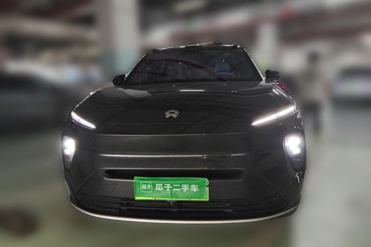 Used Nio ES8 2024 75 kWh Front