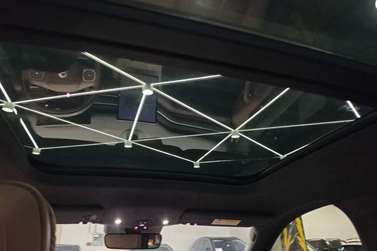 Used Nio ES8 2024 100kWh Signature Edition Headliner