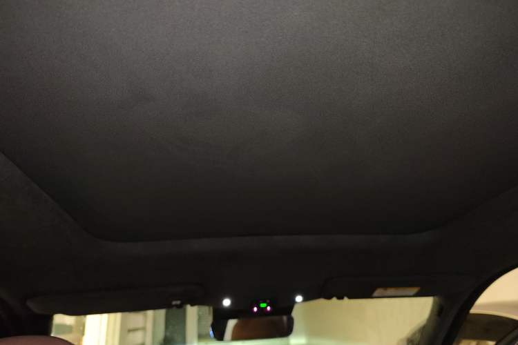 Used Nio ES8 2024 75 kWh Headliner