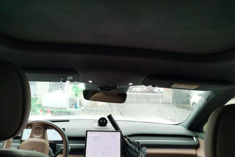 Used Nio ES8  Headliner