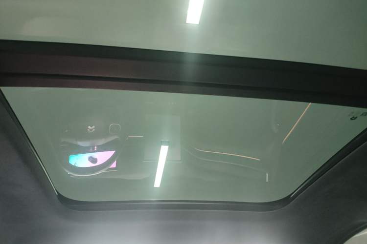 Used Nio ES8 2024 75 kWh Executive Edition Headliner