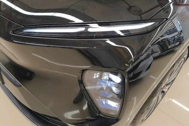 Used Nio ES8 2024 75 kWh Left Front Headlight