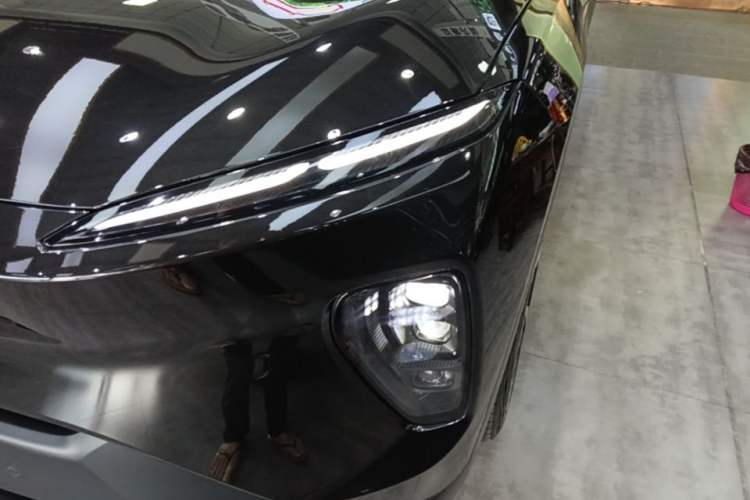 Used Nio ES8 2024 100kWh Signature Edition Left Front Headlight