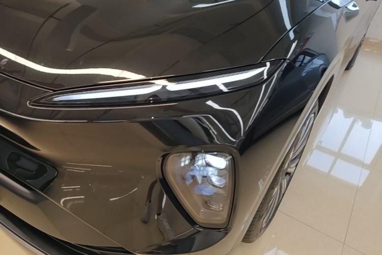 Used Nio ES8 2024 75 kWh Left Front Headlight
