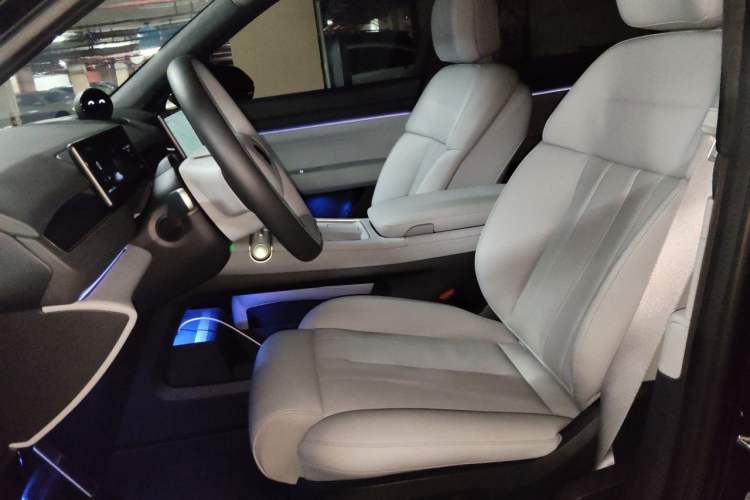 Used Nio ES8 2024 75 kWh Left Front Seat