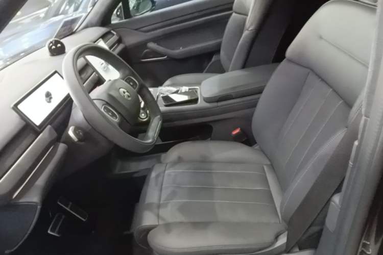 Used Nio ES8 2024 100kWh Signature Edition Left Front Seat