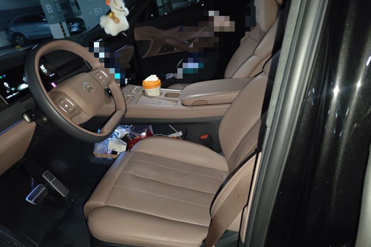 Used Nio ES8 2024 75 kWh Left Front Seat