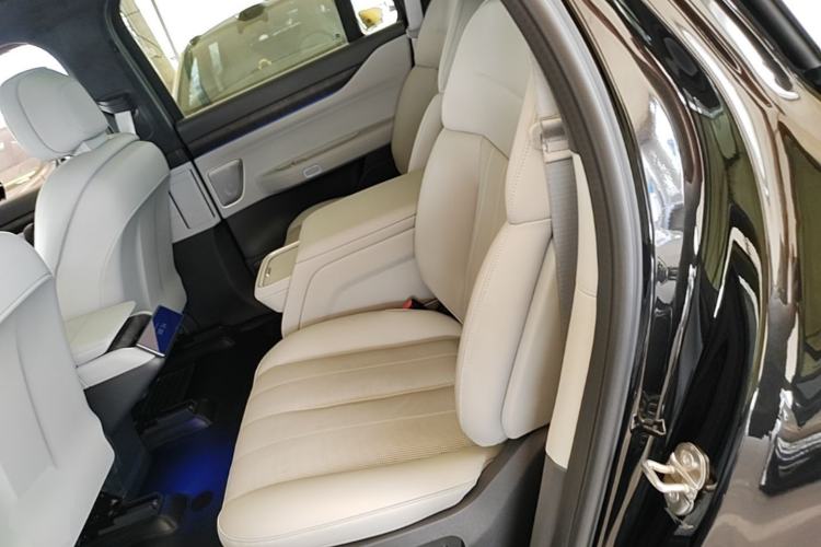 Used Nio ES8 2024 75 kWh Left Rear Seat