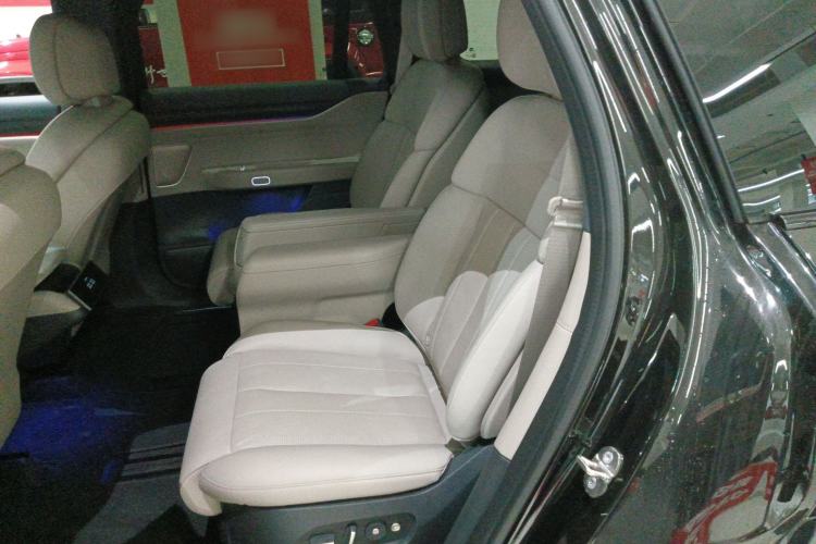 Used Nio ES8 2024 75 kWh Left Rear Seat