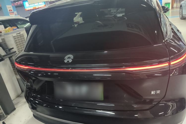 Used Nio ES8 2024 75 kWh Rear