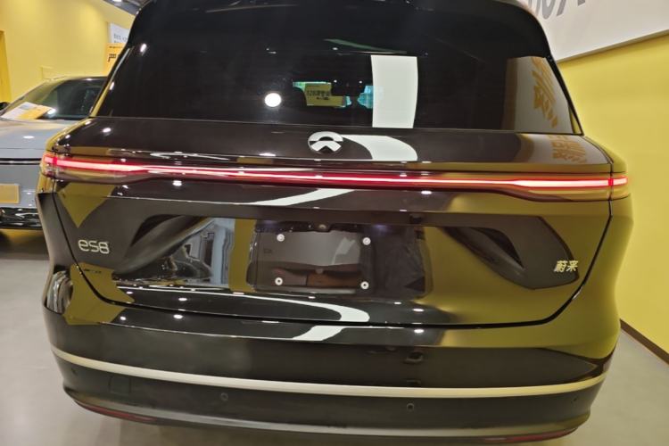 Used Nio ES8 2024 75 kWh Executive Edition Rear