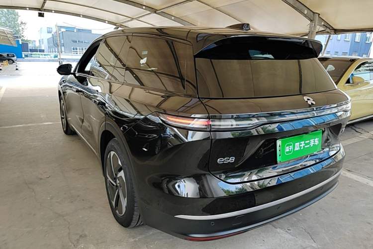 Used Nio ES8 2024 75 kWh Rear Left 45 Deg