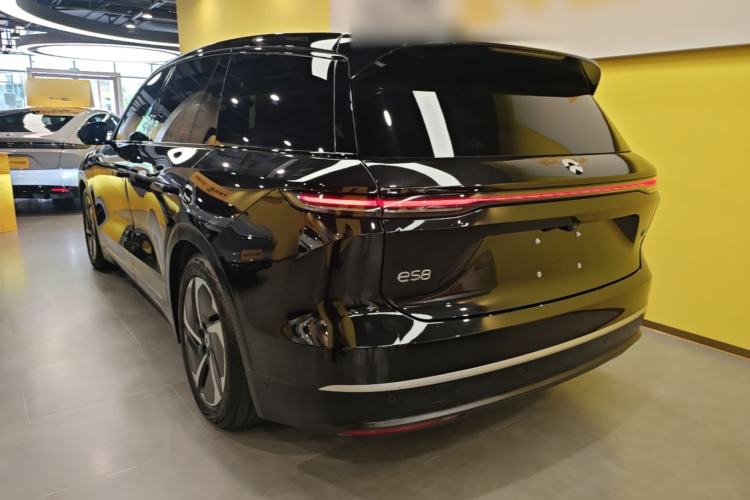 Used Nio ES8 2024 75 kWh Executive Edition Rear Left 45 Deg