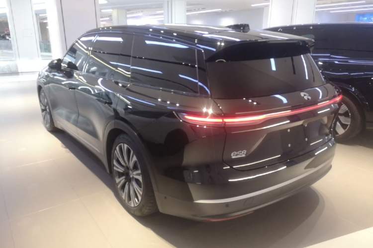 Used Nio ES8 2024 75 kWh Rear Left 45 Deg