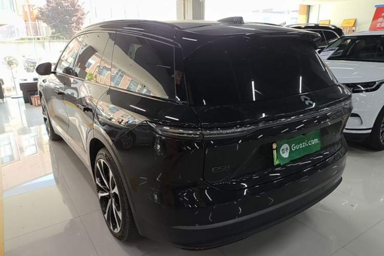 Used Nio ES8 2024 100kWh Signature Edition Rear Left 45 Deg