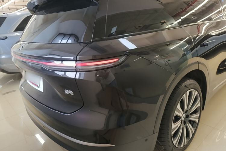 Used Nio ES8 2024 75 kWh Rear