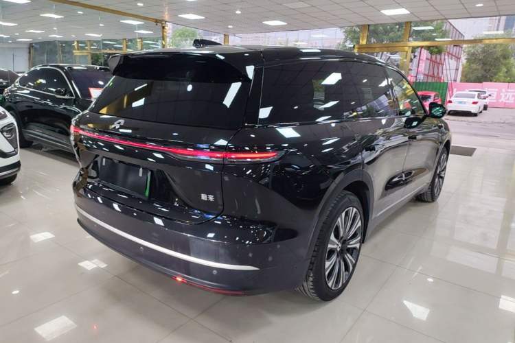 Used Nio ES8 2024 75 kWh Executive Edition Rear Right 45 Deg