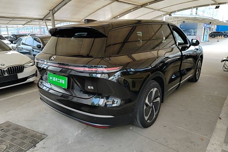 Used Nio ES8 2024 75 kWh Rear Right 45 Deg