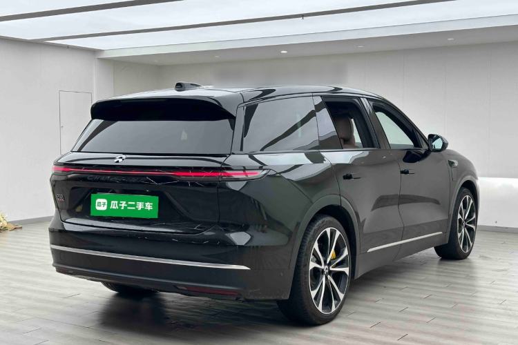 Used Nio ES8 2024 100kWh Signature Edition Rear Right 45 Deg