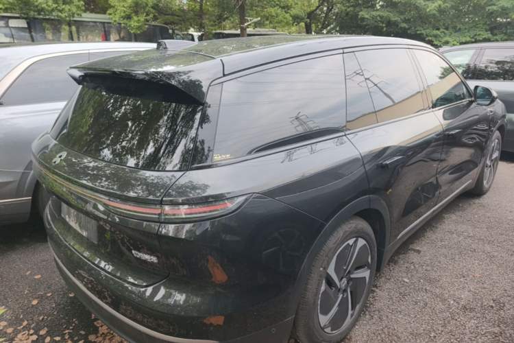 Used Nio ES8 2024 75 kWh Rear Right 45 Deg
